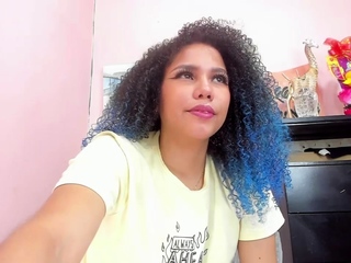 Cute blonde amateur webcam teen masturbating