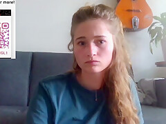 Shy Guitar Girl on Cam